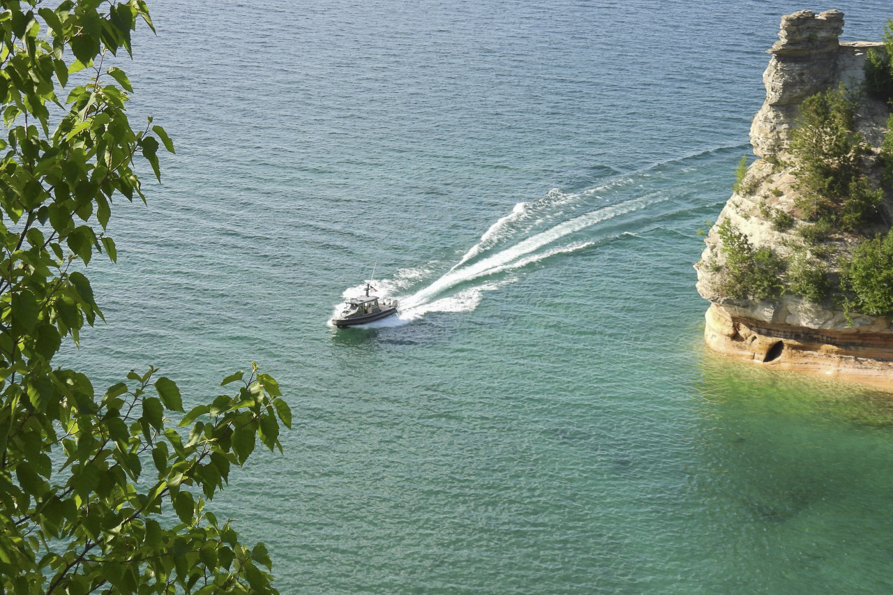 Pictured Rocks National Lakeshore Accepting Applications for 2026 & 2027 Commercial Operating Seasons